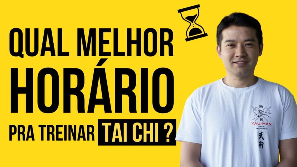 Pessoa praticando Tai Chi Chuan ao amanhecer em jardim, representando o horário ideal de prática segundo o relógio biológico da Medicina Chinesa